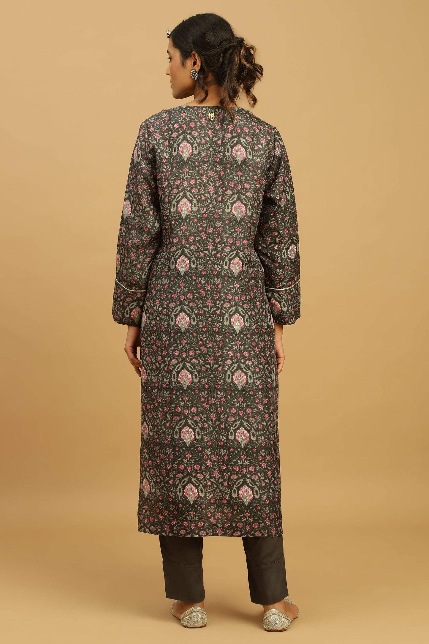 BLACK BOOTIE JAAL SILK TUNIC SET