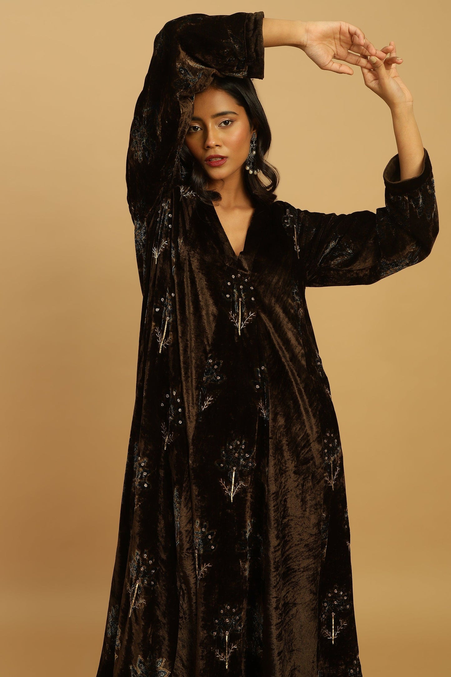 CHOCOLATE BOOTIE VELVET AJRAKH TUNIC SET