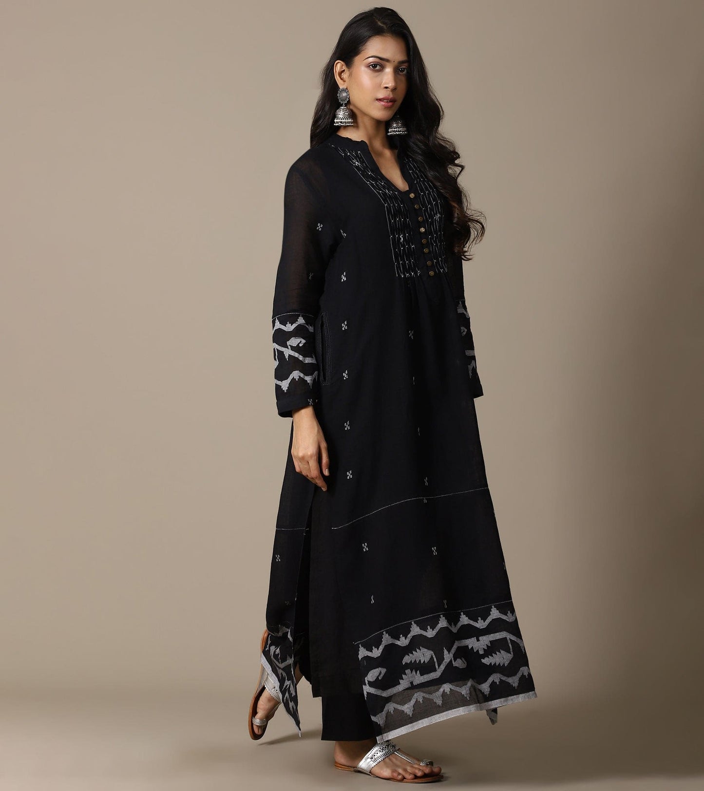 BLACK JAMDANI TUNIC SET