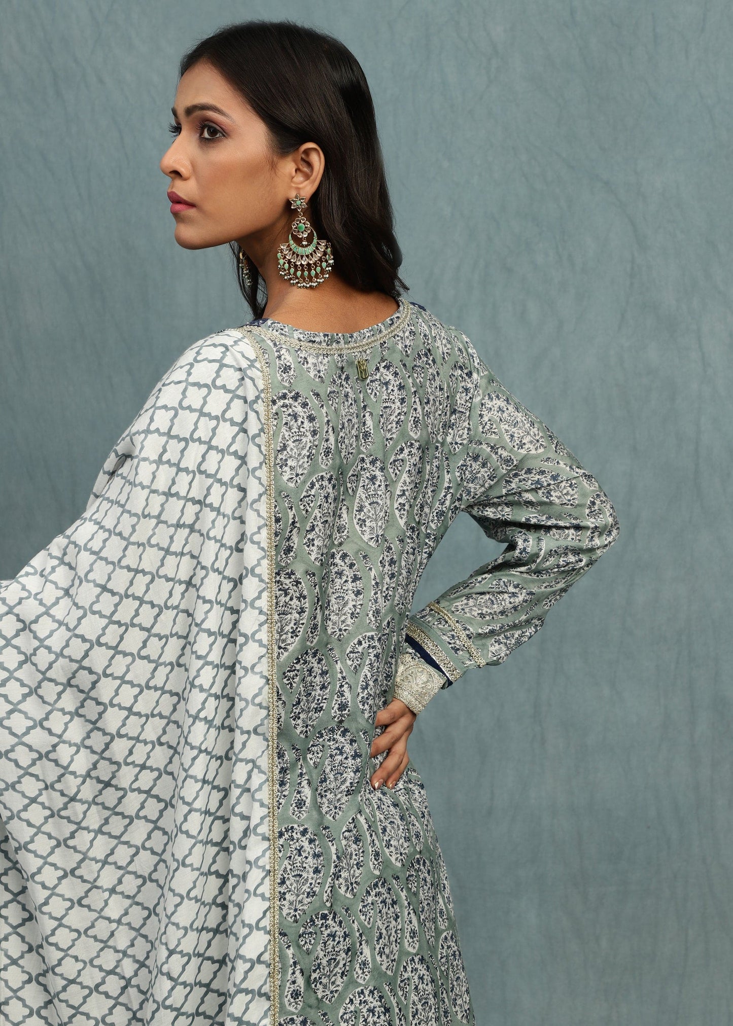 LIGHT INDIGO PAISLEY JAAL COTTON SILK HAND BLOCK PRINTED KURTA SET- (3 PCS SET)