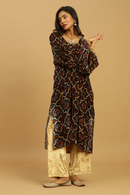 FUCHSIA JAAL VELVET AJRAKH PHIRAN SET