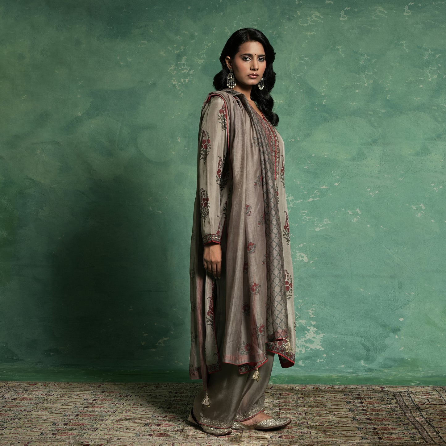 TAUPE SILK PAISLEY BOOTIE KURTA SET