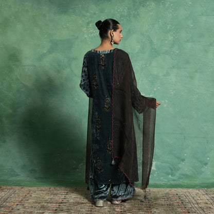 VELVET INDIGO KURTA SET WITH DUPATTA (SET OF 3)